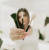 C&aacute;ch chọn t&ocirc;ng m&agrave;u trang điểm ph&ugrave; hợp với từng khu&ocirc;n mặt