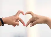 C&oacute; n&ecirc;n kết h&ocirc;n khi chưa c&oacute; g&igrave; trong tay ở tuổi 30?