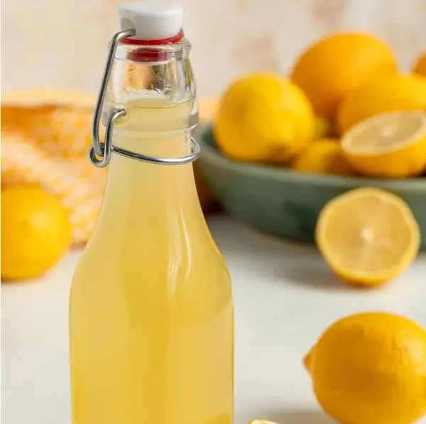 Mẹo khử m&ugrave;i h&ocirc;i tủ lạnh triệt để bằng những vật dụng kh&ocirc;ng ngờ tới