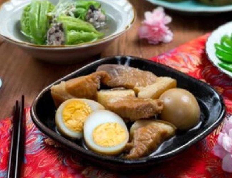  Bữa cơm gia đ&igrave;nh