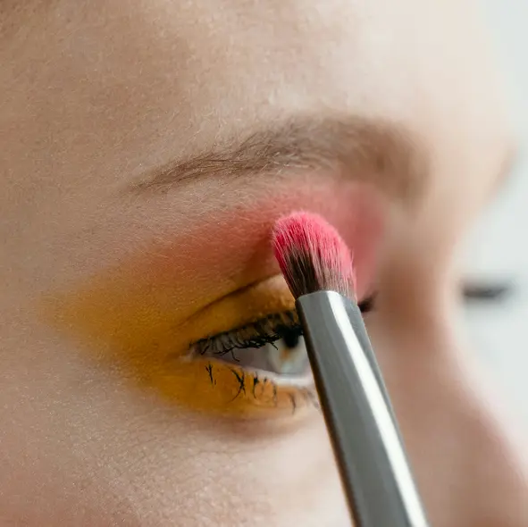 B&iacute; quyết trang điểm c&ocirc; d&acirc;u tone tự nhi&ecirc;n,...