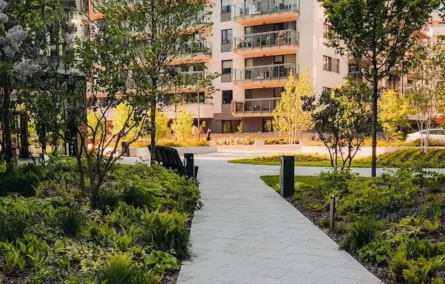 Lựa chọn đầu tư đất nền tỉnh hay căn hộ chung cư ngoại ô